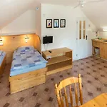 Cerny Jezdec Apartment Lednice